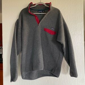 Patagonia Snap-T Fleece Pullover in Heather Gray with Crimson Trim